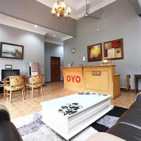 Oyo 89523 Villa Sri Mayang Kuala Terengganu Esterno foto