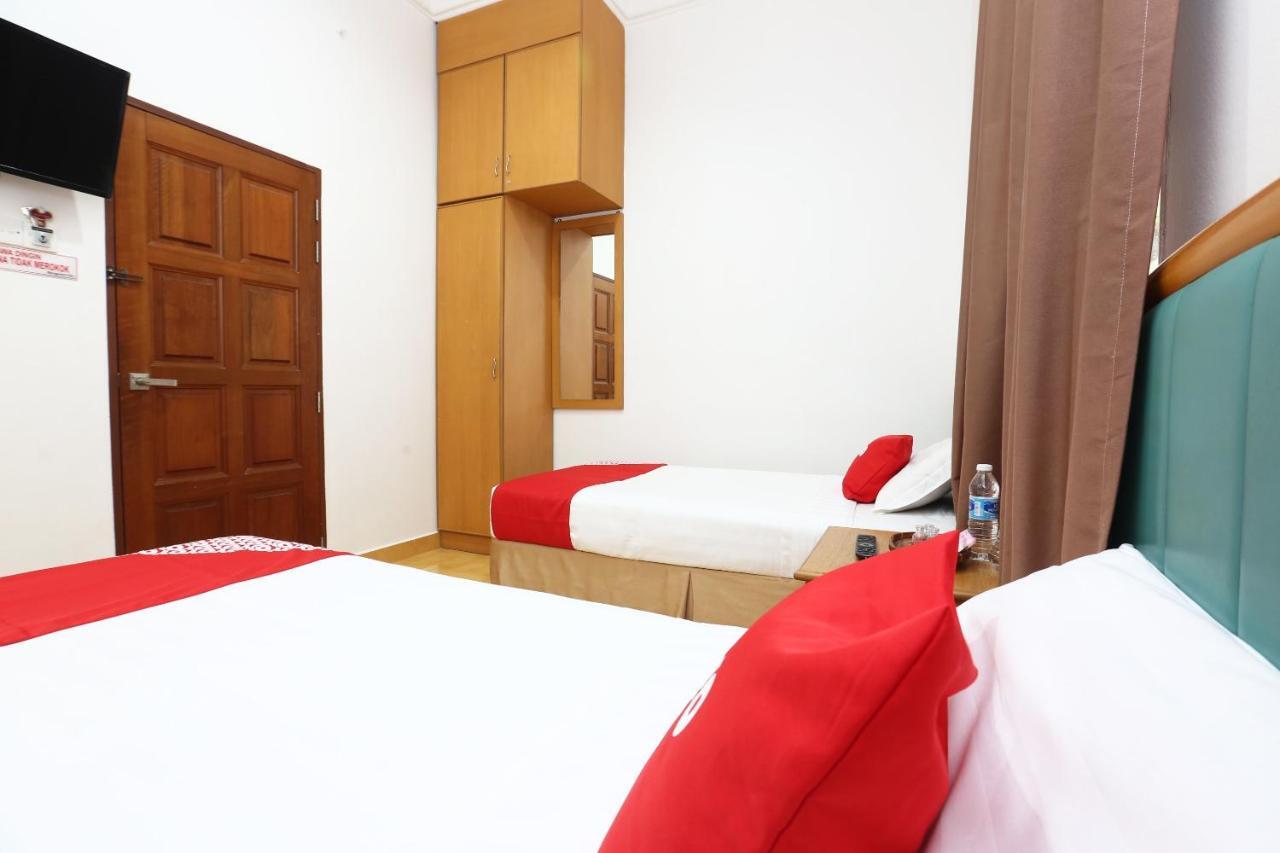 Oyo 89523 Villa Sri Mayang Kuala Terengganu Esterno foto