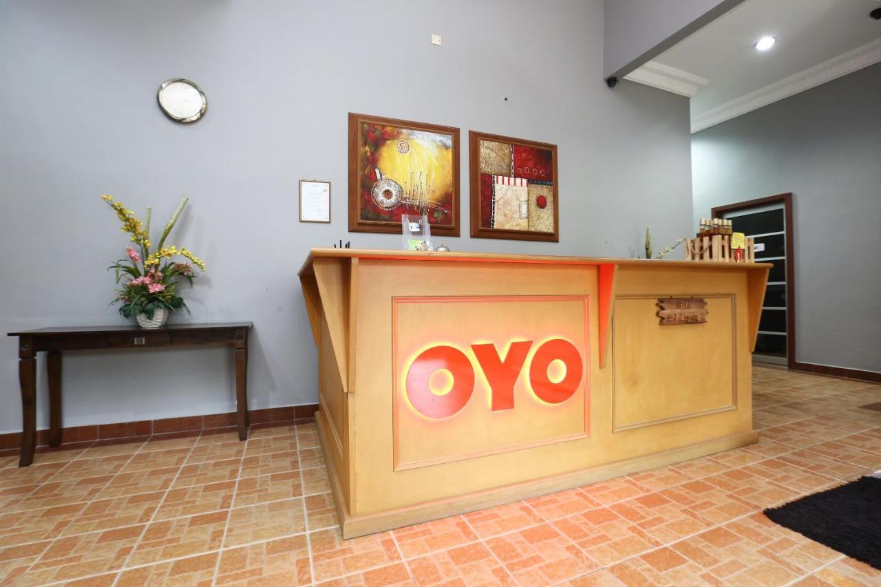 Oyo 89523 Villa Sri Mayang Kuala Terengganu Esterno foto